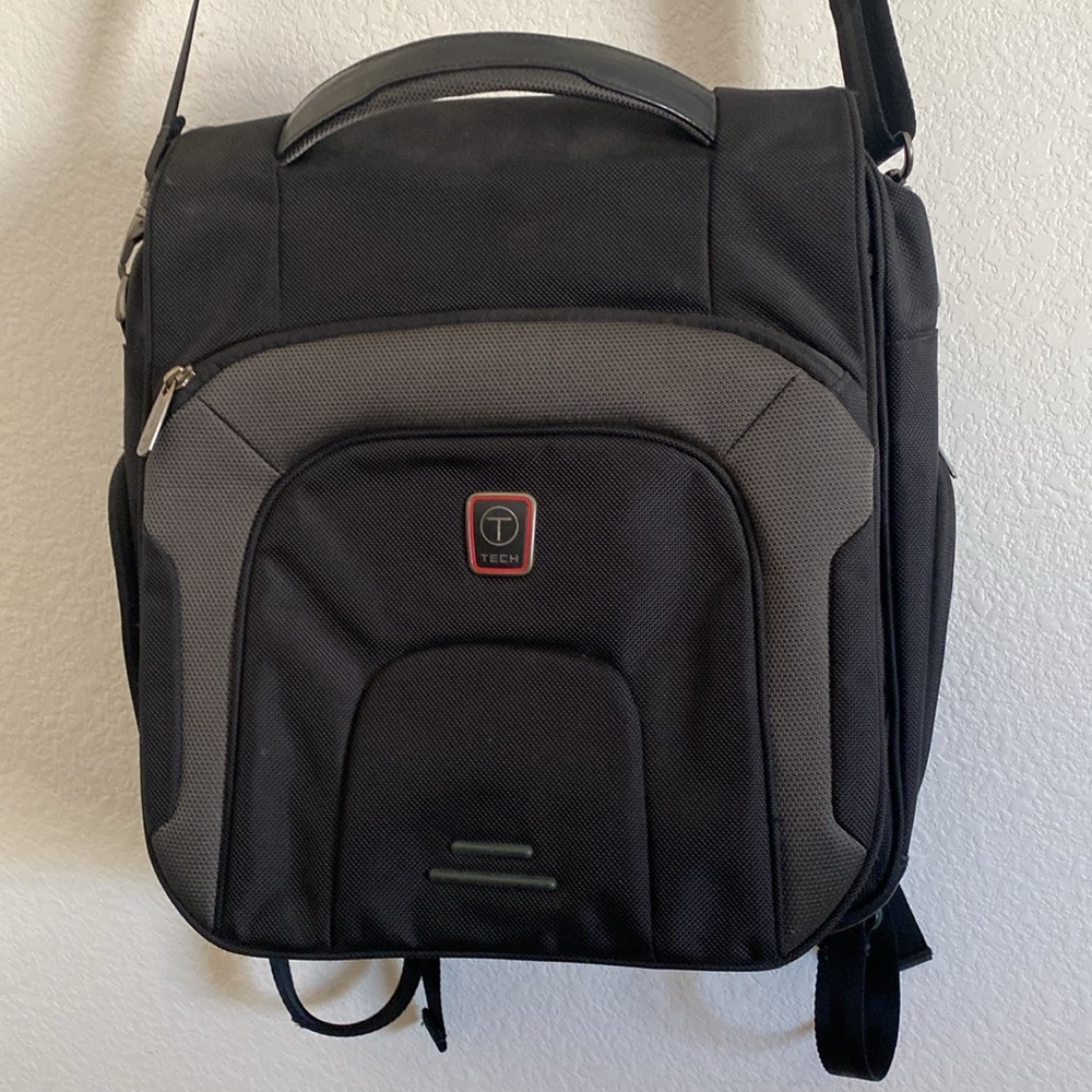 Tumi Tech Backpack With Removable And Adjustable … - image 1